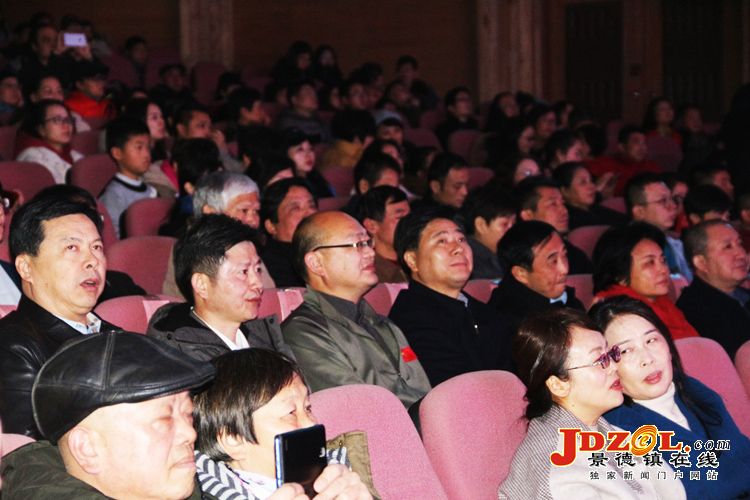 景德镇市庆祝改革开放40周年文艺晚会举行