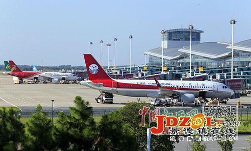 推进改革开放走深走实 增强经济社会发展动力活力