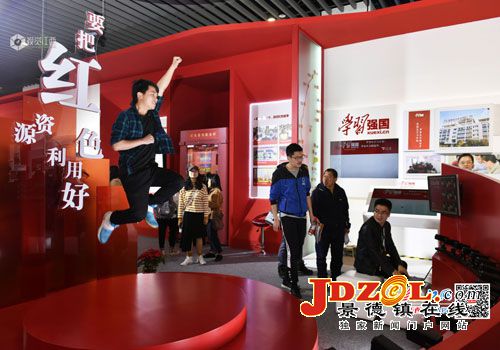 饱尝文化盛宴 感受文化力量（图）