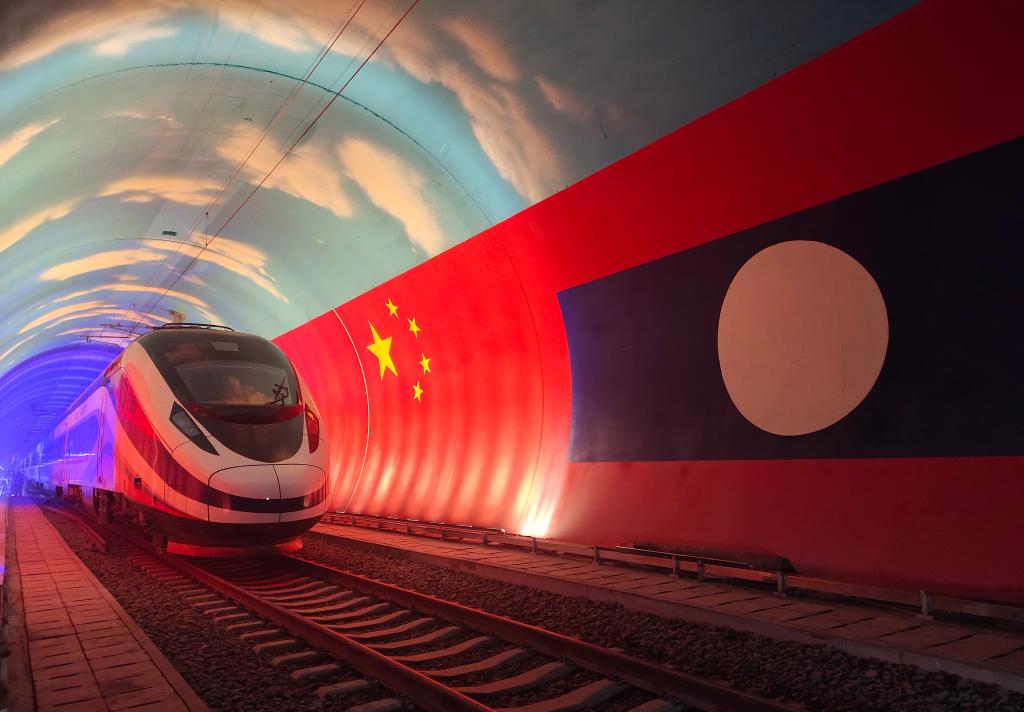 为民族复兴尽责 为人类进步担当——新中国成立75周年外交成就综述