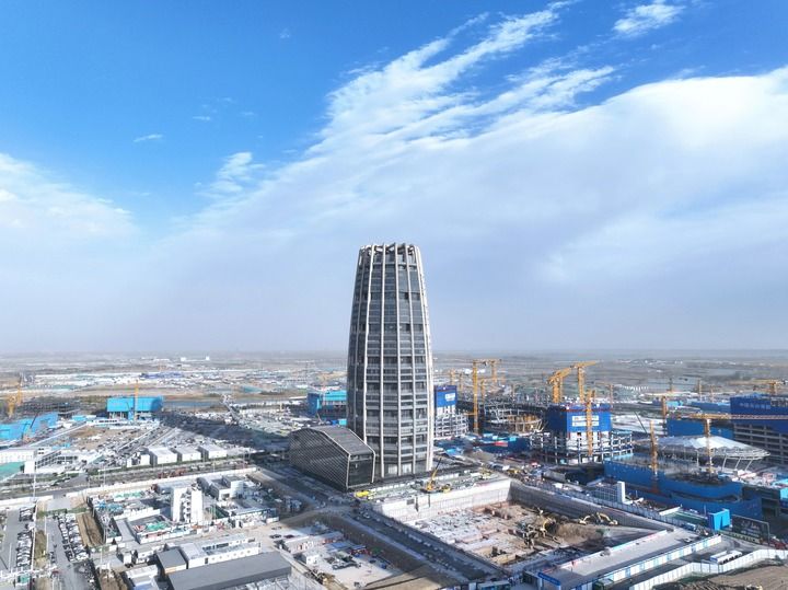 接续奋斗向未来——各地干部群众在四中全会精神指引下奋力拼搏谱新篇